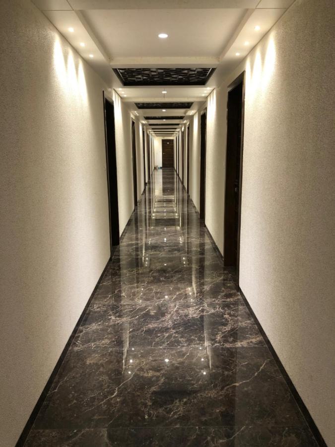 Hotel Circle Inn Ahmedabad Exteriör bild